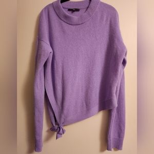 Cashmere Tibi sweater.